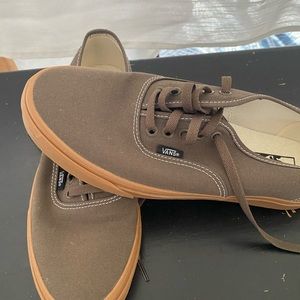 vans brown with gum bottoms wore them like one time